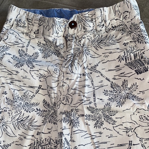 Short size 8 - Picture 3 of 4